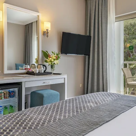 Курортный комплекс Corendon Playa Kemer 5*