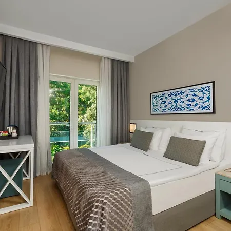 Курортный комплекс Corendon Playa Kemer