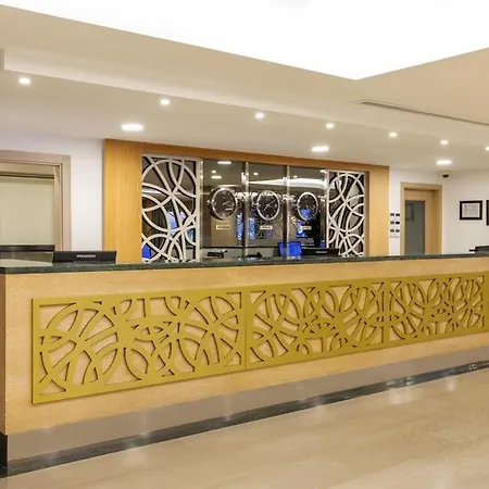 Курортный комплекс Corendon Playa Kemer 5*