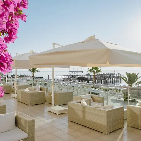 Курортный комплекс Corendon Playa Kemer Бельдиби