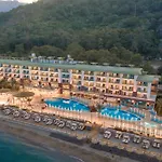 Complex Corendon Playa Kemer