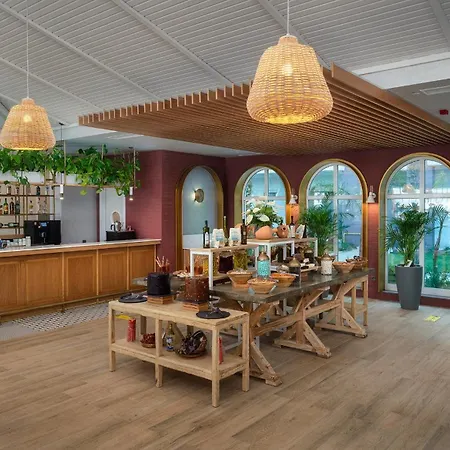 Corendon Playa Kemer 贝尔迪比