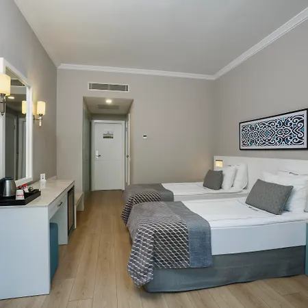 Corendon Playa Kemer 5*