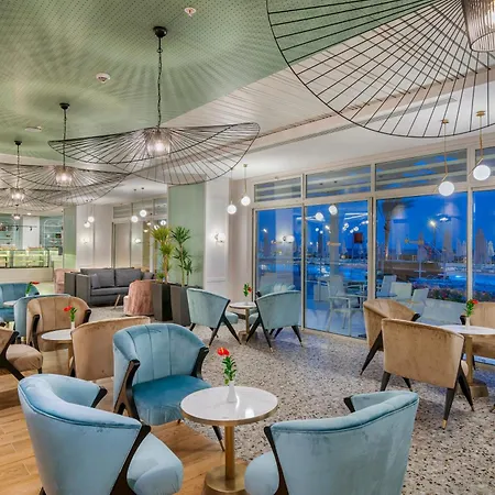 Corendon Playa Kemer 5* بيلديبي