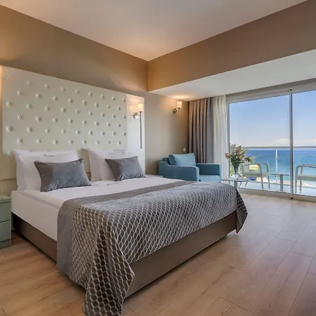 Corendon Playa Kemer Resort 5*