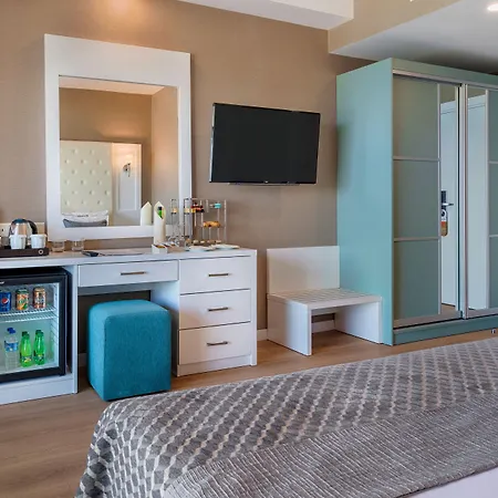 منتجع Corendon Playa Kemer بيلديبي