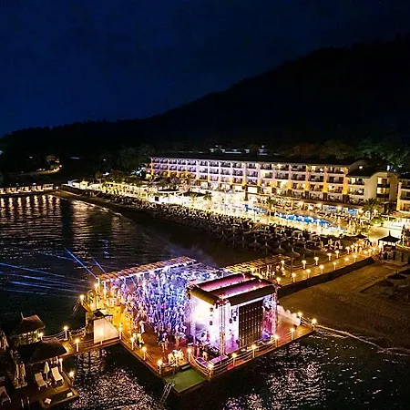 Complex Corendon Playa Kemer 5*