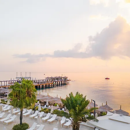 Resort Corendon Playa Kemer 5*