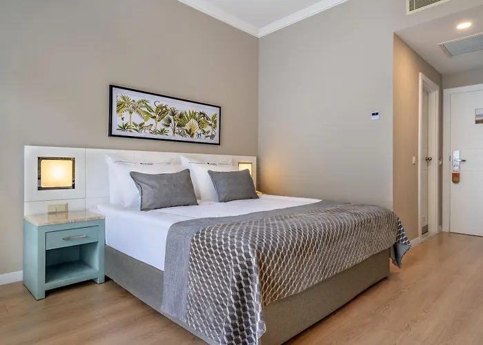 Corendon Playa Kemer Resort