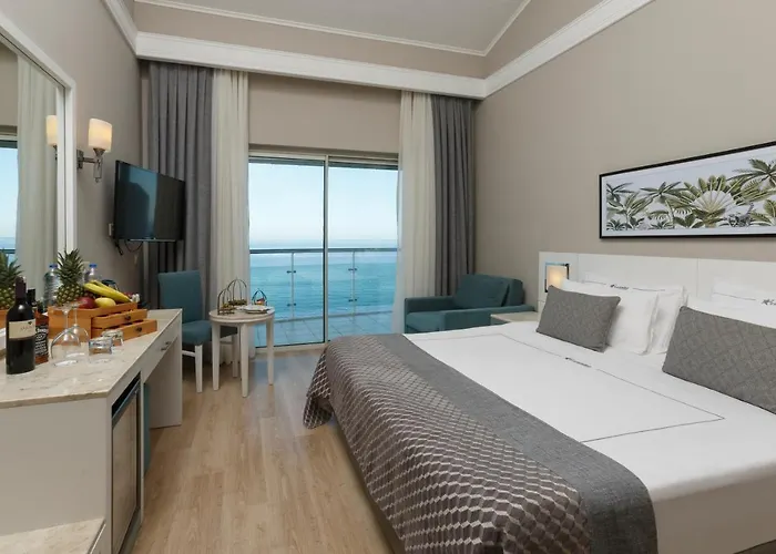 Corendon Playa Kemer Resort